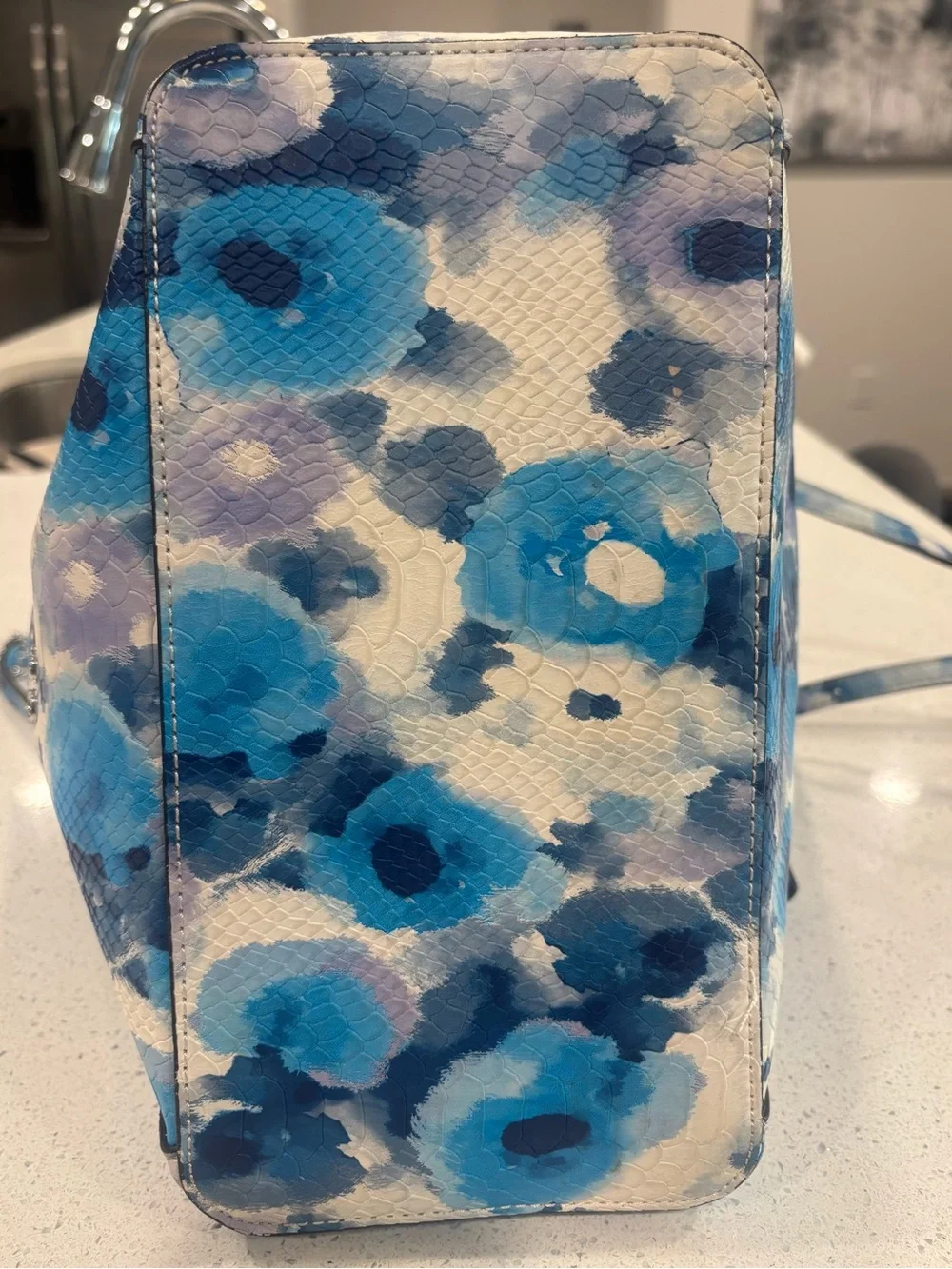 GUESS Blue & White Floral-Print Snakeskin-Textured Tote with Silver Charm